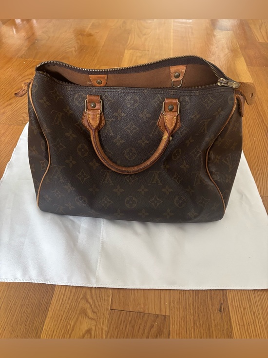 Louis Vuitton Handbags - Louis Vuitton Vintage Speedy 30 Monogram Canvas Handbag
